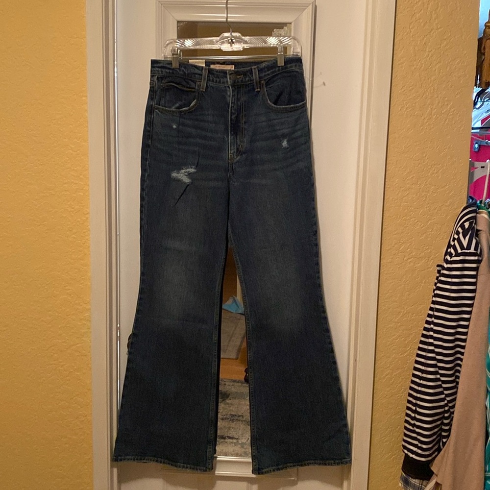 Levi’s  70s High Flare Jeans